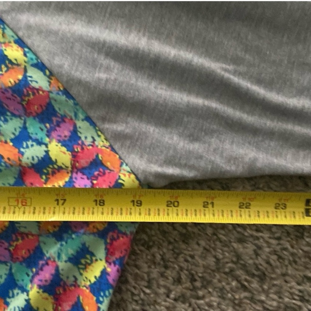 Lularoe shirt medium - Picture 7 of 8